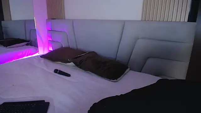 Miss Loise online show from 03-06-26, 03:36