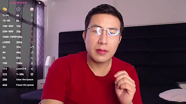 andrewmhilton  online show from 02-12-25, 07:35