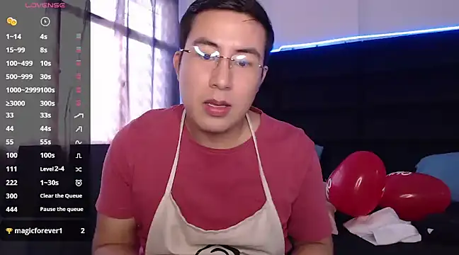 andrewmhilton  online show from 02-18-25, 06:26