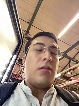 andrewmhilton  online show from 02-19-25, 10:09