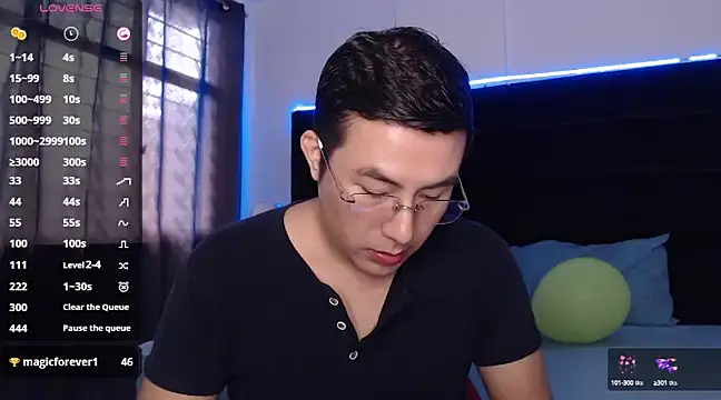 andrewmhilton  online show from 02-23-25, 09:37