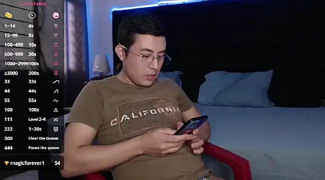 andrewmhilton  online show from 02-24-25, 08:36