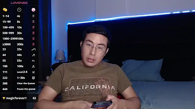 andrewmhilton  online show from 02-24-25, 11:41