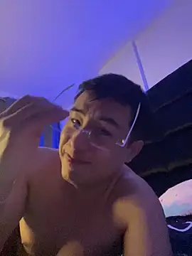 andrewmhilton  online show from 03-06-25, 08:08