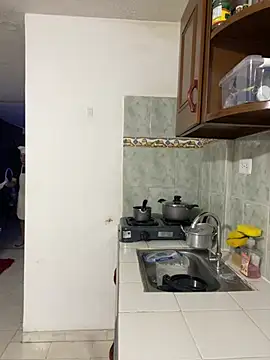 andrewmhilton  online show from 03-11-25, 01:37