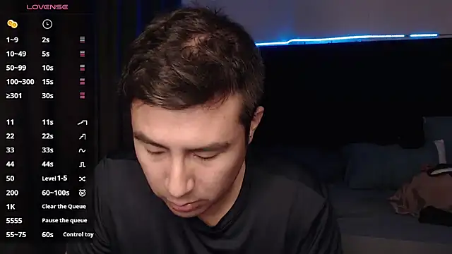 andrewmhilton  online show from 11-03-25, 06:36