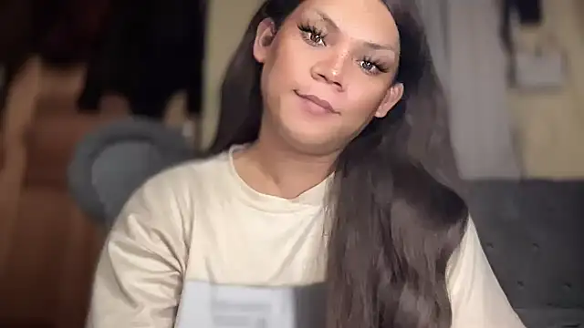 Snapshot of one_great_devine chatting on 11-10-25, 03:00 one great devine online show from 11-10-25, 03:00