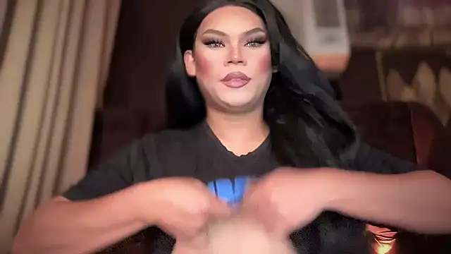 Snapshot of one_great_devine chatting on 11-29-25, 11:02 one great devine online show from 11-29-25, 11:02