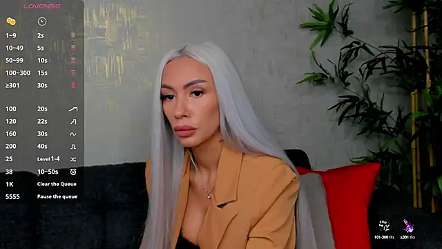 Bailey Rush online show from 03-11-25, 12:17