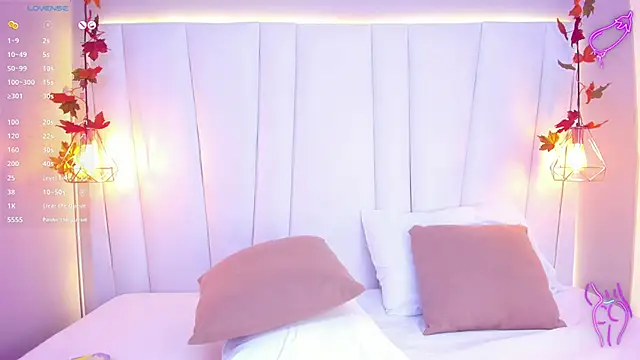 Snapshot of KiarhaTrixie chatting on 01-05-25, 09:48 KiarhaTrixie online show from 01-05-25, 09:48