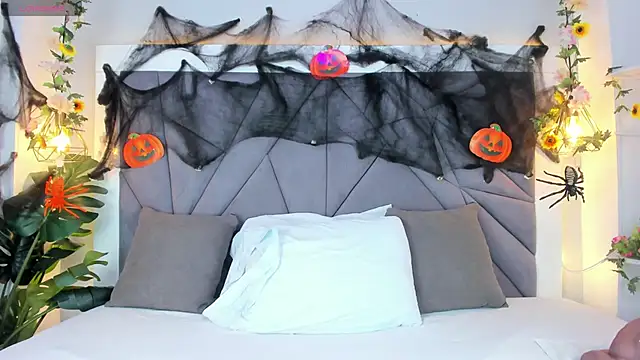 KiarhaTrixie online show from 11-05-25, 03:06