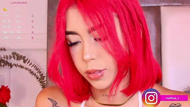 Snapshot of Mely-taylor chatting on 03-06-25, 03:24 Mely-taylor online show from 03-06-25, 03:24