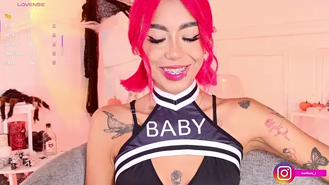 Snapshot of Mely-taylor chatting on 11-01-25, 09:06 Mely-taylor online show from 11-01-25, 09:06