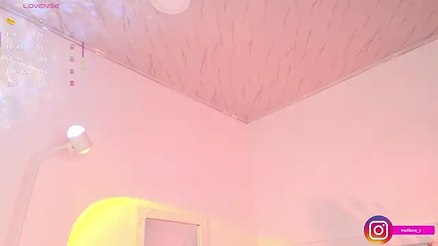 Snapshot of Mely-taylor chatting on 11-07-25, 09:37 Mely-taylor online show from 11-07-25, 09:37