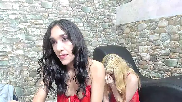 chicamir22 online show from 12-06-24, 11:47