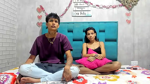 chicamir22 online show from 12-16-25, 08:14