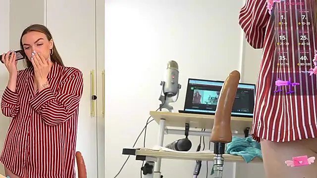 Snapshot of Miss69Ri99 chatting on 02-09-25, 11:47 Miss69Ri99 online show from 02-09-25, 11:47