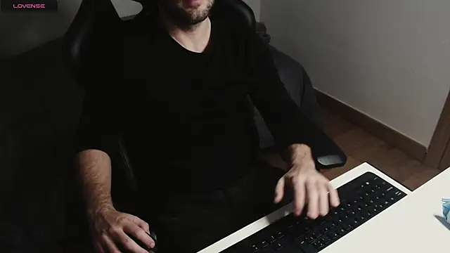 cutehairymacho online show from 03-03-25, 01:21