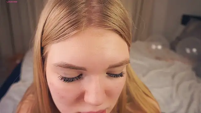 EllenReeves online show from 03-08-25, 02:08