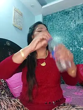 Poojabhabi101 online show from 02-15-25, 08:11