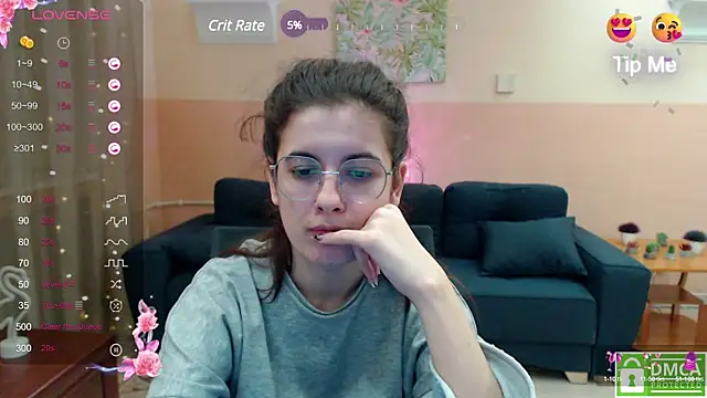 Snapshot of Aminabeatris chatting on 01-11-25, 03:31 Aminabeatris online show from 01-11-25, 03:31