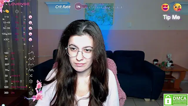 Snapshot of Aminabeatris chatting on 02-13-25, 12:43 Aminabeatris online show from 02-13-25, 12:43