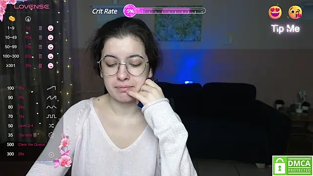 Snapshot of Aminabeatris chatting on 03-08-25, 06:21 Aminabeatris online show from 03-08-25, 06:21