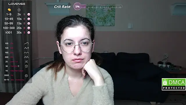 Snapshot of Aminabeatris chatting on 10-13-25, 05:29 Aminabeatris online show from 10-13-25, 05:29