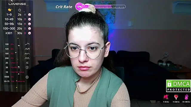 Snapshot of Aminabeatris chatting on 10-26-25, 06:30 Aminabeatris online show from 10-26-25, 06:30