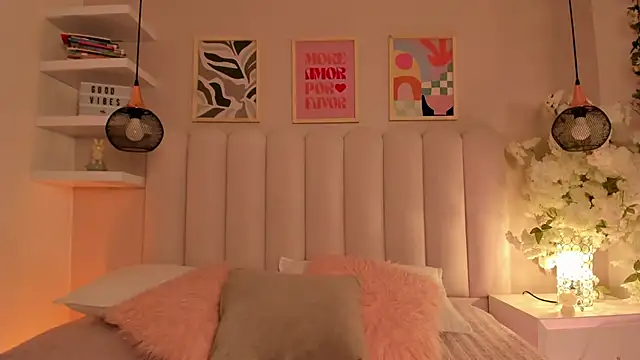 cute  cherry  online show from 12-19-25, 08:49