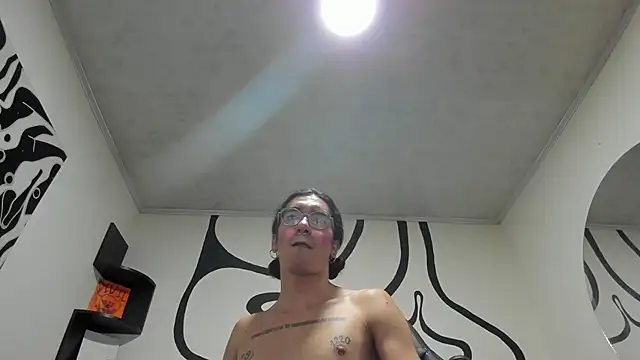 Snapshot of mal_x chatting on 11-09-25, 12:03 mal x online show from 11-09-25, 12:03