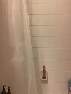 LiverandBrat77 online show from 11-06-25, 07:48