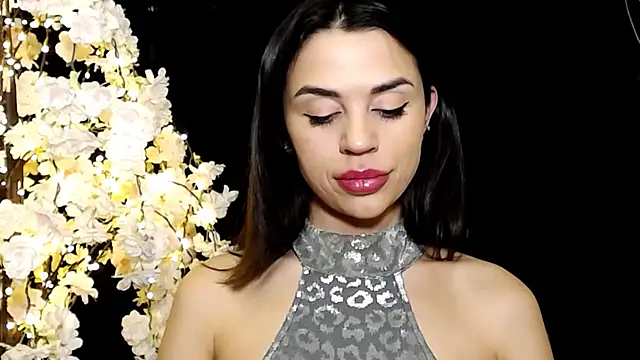 Mika Gold online show from 02-13-25, 05:54