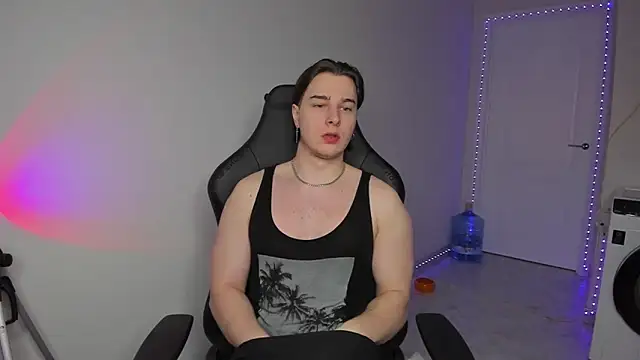 Vincent Strong online show from 01-22-25, 07:25