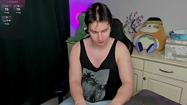 Vincent Strong online show from 02-07-26, 03:21