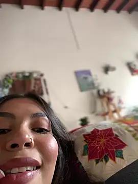 GigiiStone online show from 12-13-24, 08:04