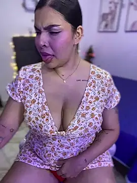 GigiiStone online show from 12-18-24, 11:30