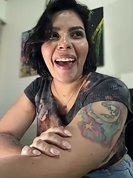 GigiiStone online show from 02-16-25, 12:08