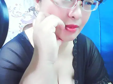 xiaorou-z online show from 09-10-25, 04:34