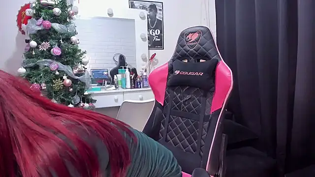 Snapshot of Cat_x1 chatting on 12-25-24, 06:52 Cat x1 online show from 12-25-24, 06:52