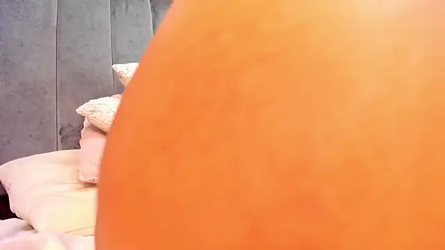 HannaTaylor online show from 01-16-25, 07:07