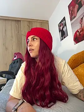 Snapshot of zafiro_mo0n chatting on 01-11-25, 02:52 zafiro mo0n online show from 01-11-25, 02:52