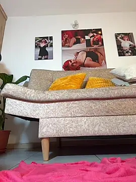 Snapshot of zafiro_mo0n chatting on 02-09-25, 12:17 zafiro mo0n online show from 02-09-25, 12:17