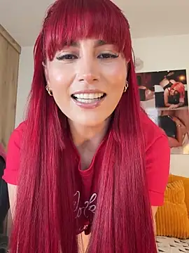 Snapshot of zafiro_mo0n chatting on 03-04-25, 09:00 zafiro mo0n online show from 03-04-25, 09:00