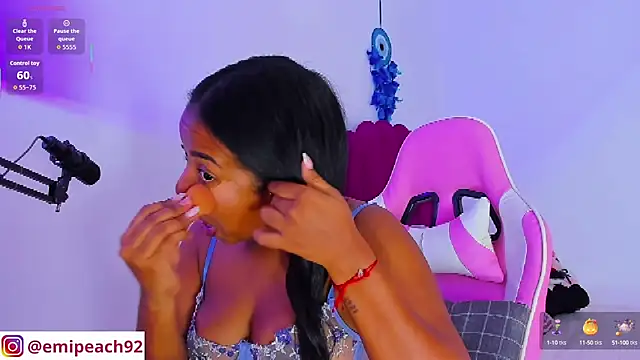 samanthaabloom online show from 10-23-25, 12:21