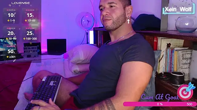 Xein WoIf online show from 01-19-25, 10:49