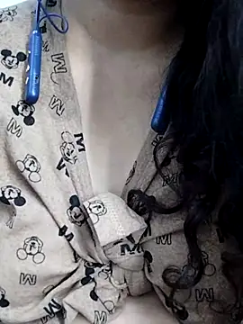 Snapshot of Doll_Nepali chatting on 02-11-25, 01:20 Doll Nepali online show from 02-11-25, 01:20