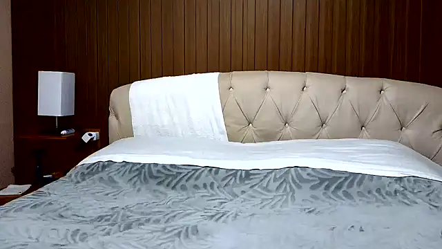 Snapshot of Kellynha_Sweet chatting on 05-08-26, 10:48 Kellynha Sweet online show from 05-08-26, 10:48