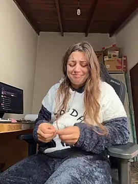 SrMonoYAlba online show from 06-11-26, 04:05