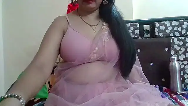 Snapshot of NautyBabe chatting on 10-10-25, 06:07 NautyBabe online show from 10-10-25, 06:07